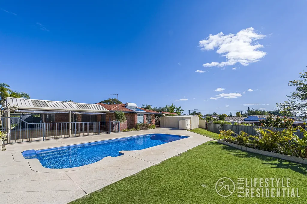 Two Rocks 4房  Calling All Families! This One Ticks ALL The Boxes!