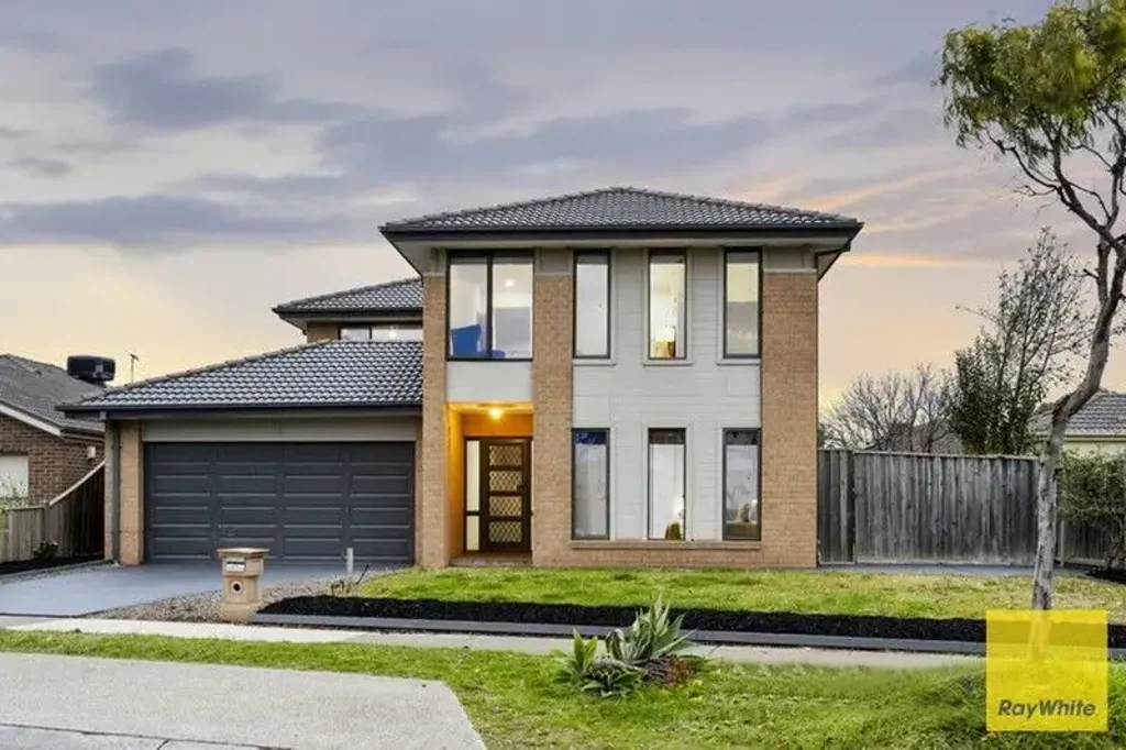 Spacious 5-Bedroom Family Home for Lease