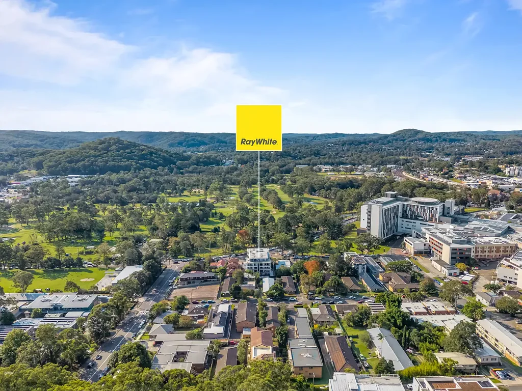 Gosford 2房  Modern, Light-Filled Apartment in a Position That Just Makes Sense