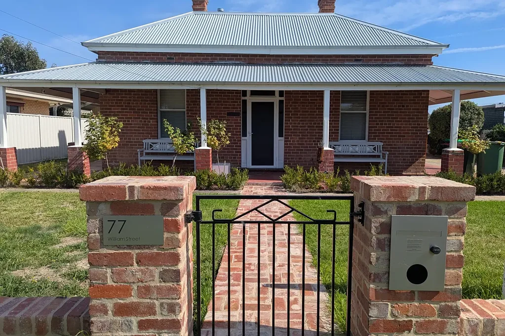 CHARMING CENTRAL PROPERTY