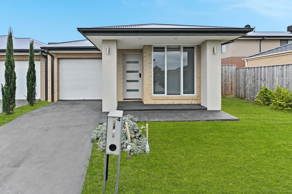 4 Gardenia Drive, Beaconsfield, VIC 3807