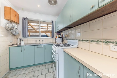 Kusina - 85 Riddell Road, Sunbury, VIC 3429