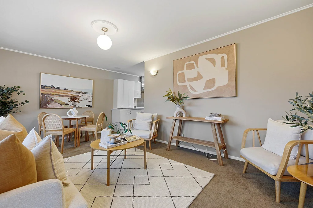 Devonport 2房  Location. Lifestyle. Value.