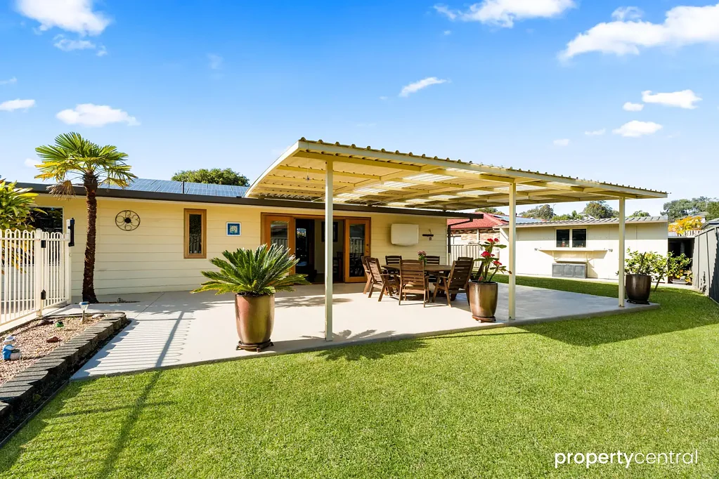 Jamisontown 4房 带游泳池和娱乐区的宽敞家庭生活空间 Spacious Family Living with Pool & Entertaining Area