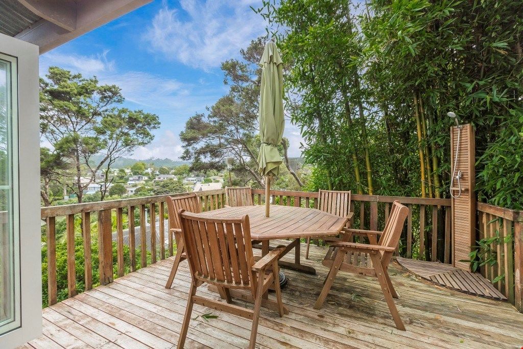 28 Oruamo Place, Beach Haven, Auckland - North Shore, 4 chambres, 0 salles de bain