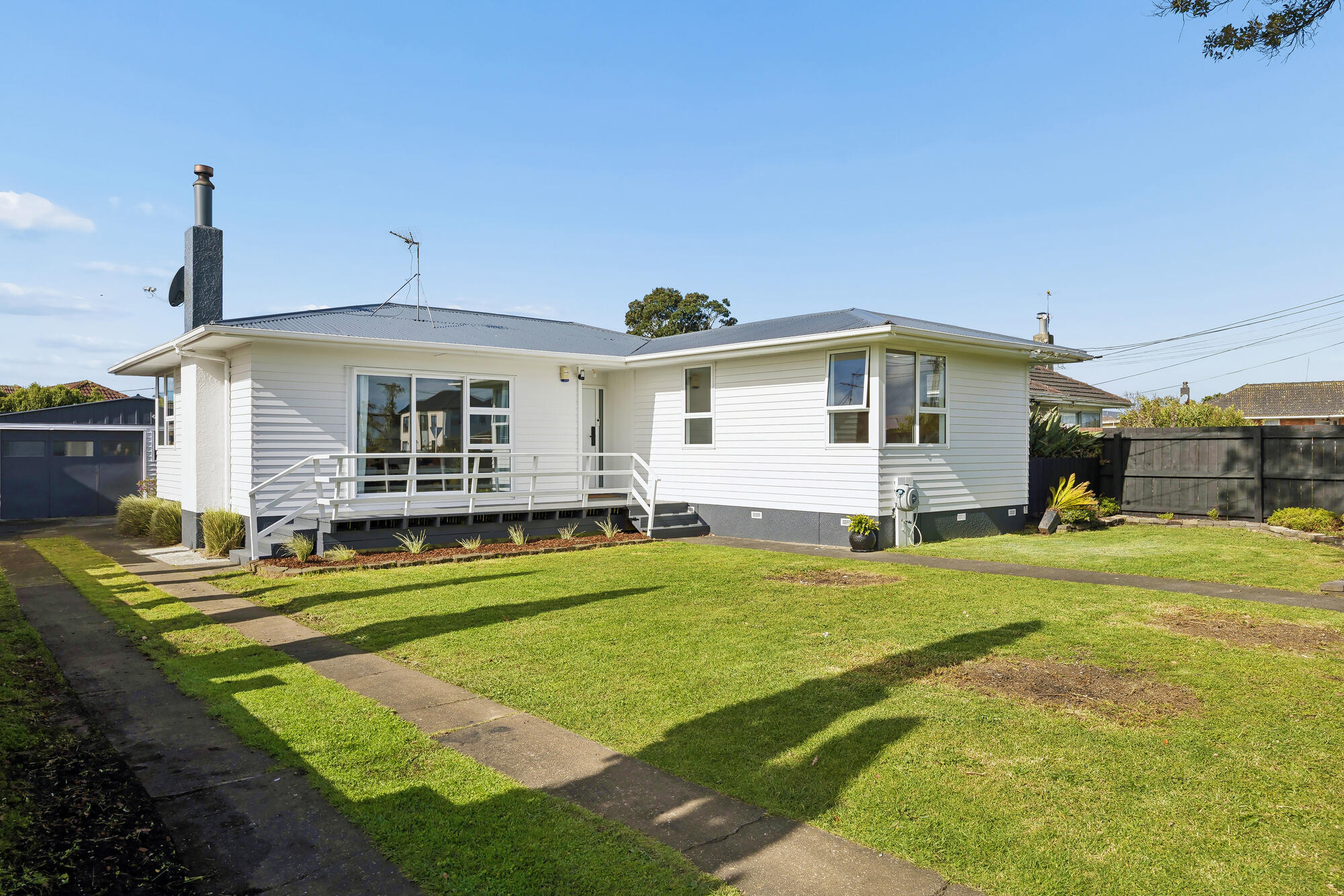 29 James Street, Mangere East, photo 1