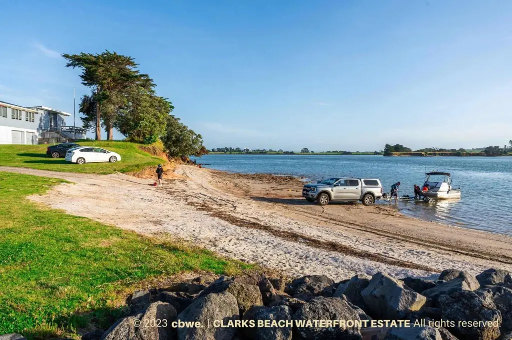 Clarks Beach Discover the Charm