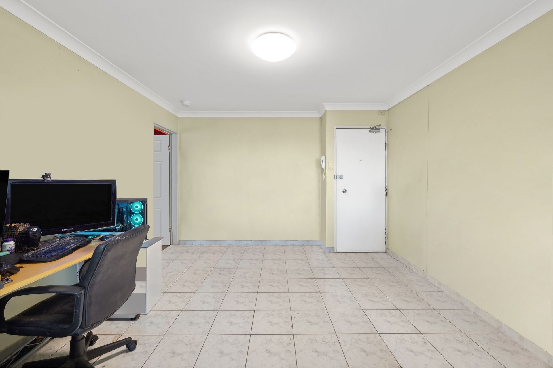 UNIT 8 19-21 SETON RD, MOOREBANK NSW 2170, 0 Kuwarto, 0 Banyo, Unit