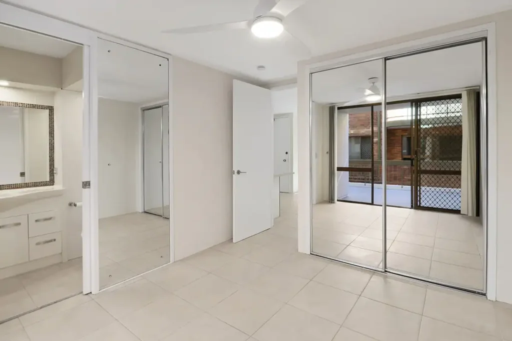 Prime Walk-Up Complex in Broadbeach – Ground Floor Apartment