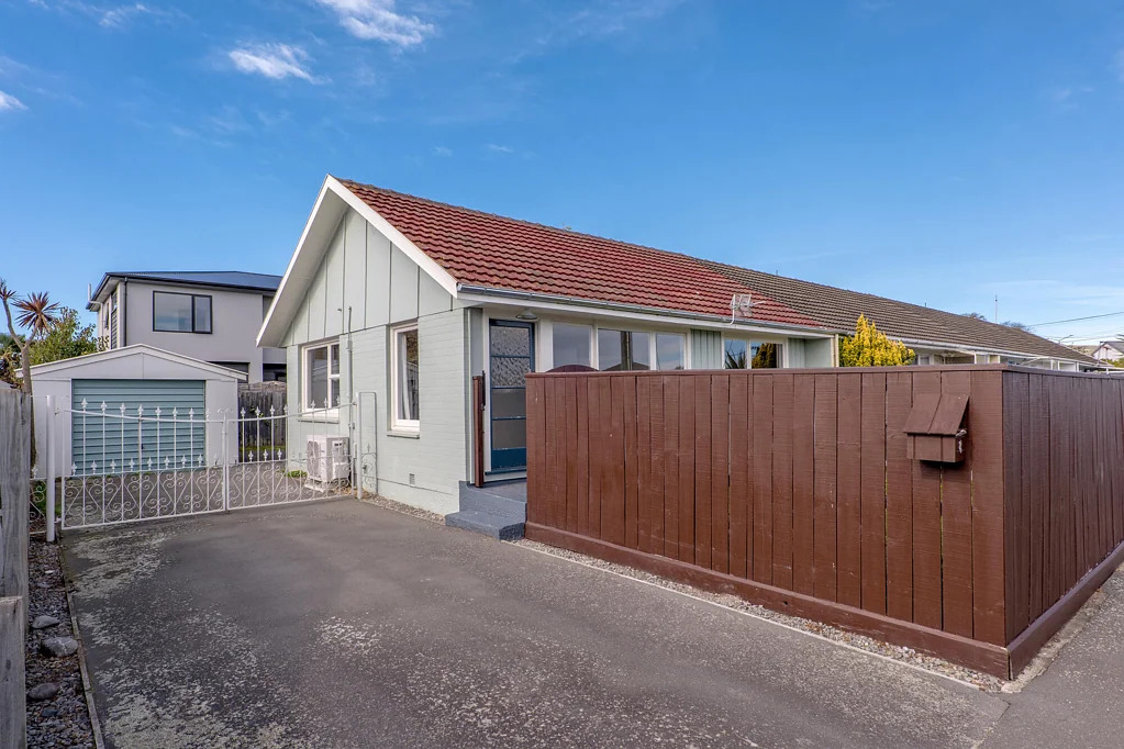 Phillipstown 2房  Under offer - As is, where is