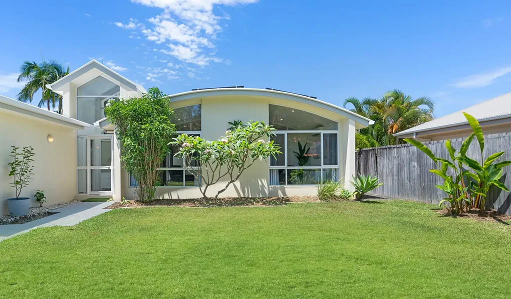 Furnished Noosaville Retreat - walk to Gympie Terrace and the River