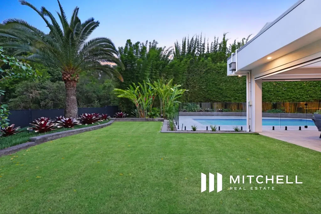 3020 Hillside Walk, Hope Island, QLD 4212
