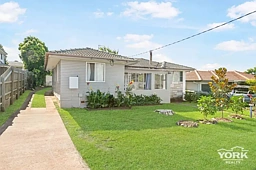 241 Mackenzie Street, Centenary Heights