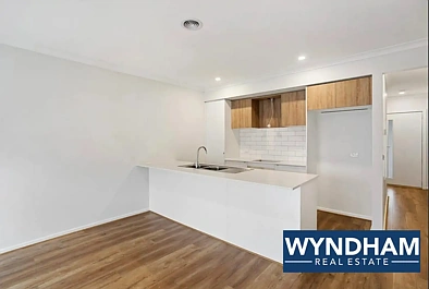 9 Holborn Path, Wyndham Vale, VIC 3024, 3 rūma, 2 rūma horoi, House