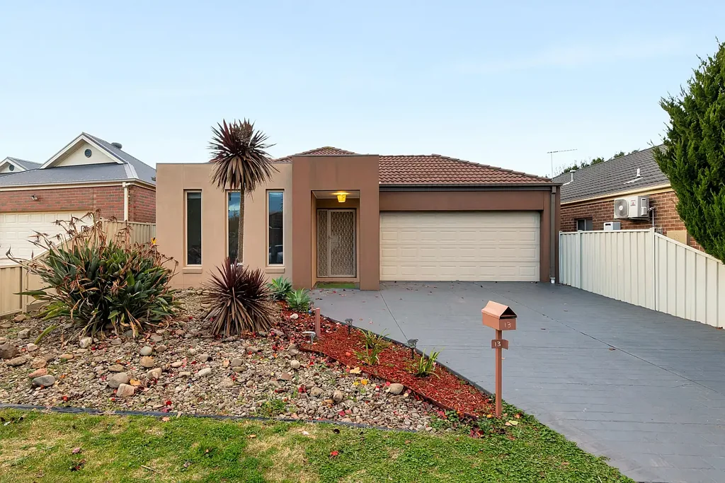 13 Aldercress Close, Craigieburn, VIC 3064