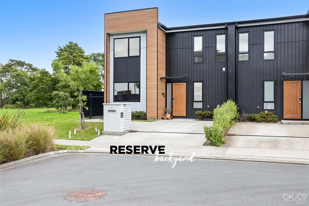 Wallaceville 3房  Reserve-Side Living Made Easy
