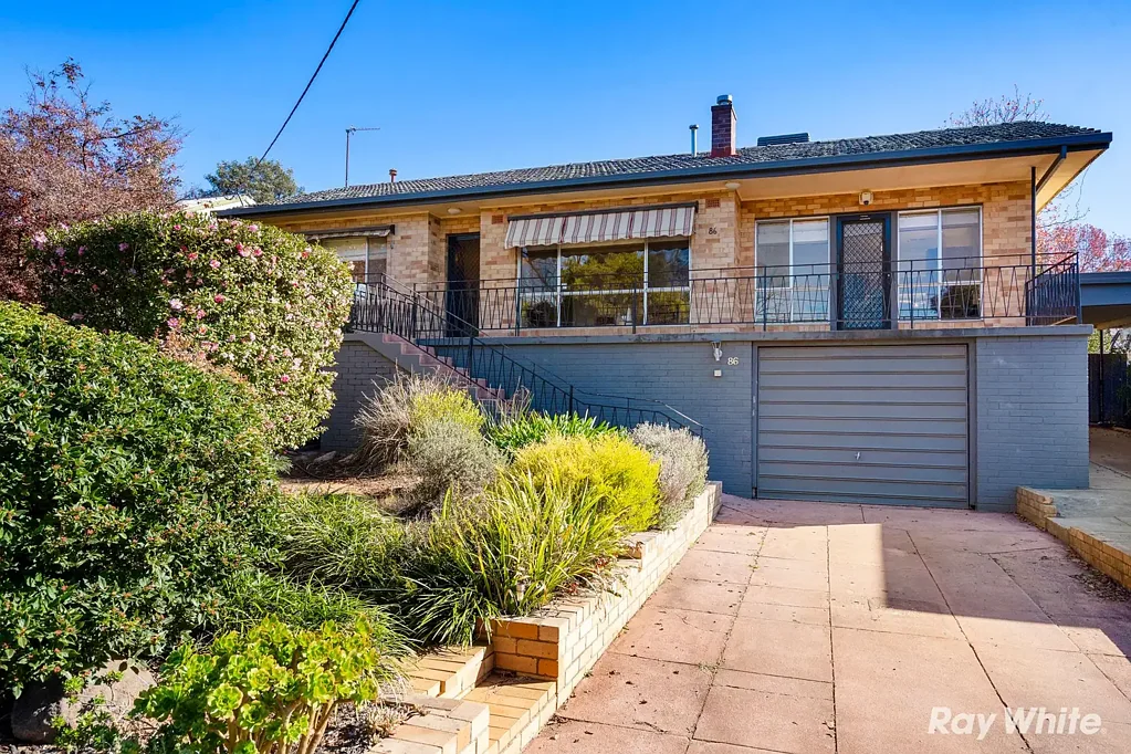 86 Grove Street, Kooringal, NSW 2650