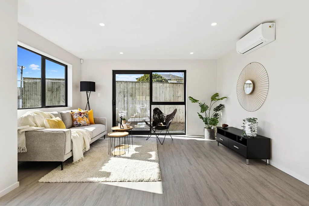 Manurewa 3房  A Spectacular, Brand New Home Await You!