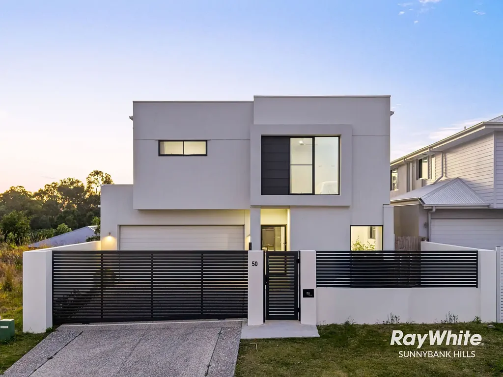 Algester 5 Bedroom Stylish 5-Bedroom Double-Storey Home in Algester - Modern Design, Prime Location & Low Maintenance