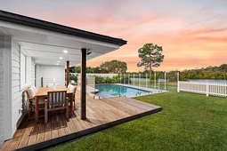 107 Sunset Boulevard, Tweed Heads West