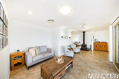 98 Cobby Road, Glan Devon, QLD 4615, 4 રૂમ, 3 બાથરૂમ, House