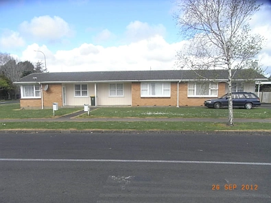 2/142 Buckland Road - 2 bedroom unit