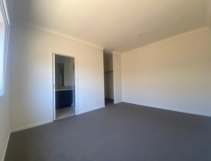 10 Prosperous Way, Cranbourne East, South East Melbourne, 4 રૂમ, 2 બાથરૂમ, House