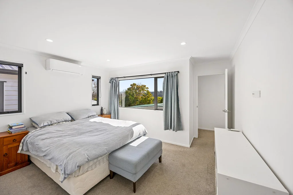 Glen Eden 3침실 Warm, Bright, Modern - Well Priced at $840,000