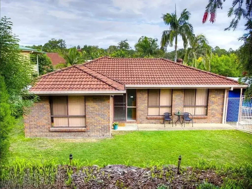 Stylish & Spacious Living in a Prime Albany Creek Location