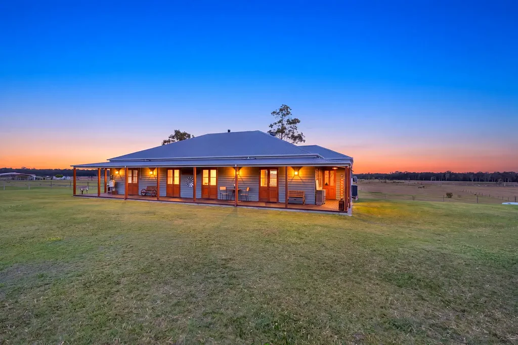 Ningi 3房 Quarter Mile Ranch - 成熟的马术生意与卓越的庄园生活 Quarter Mile Ranch - An Established Equestrian Business and Exceptional Acreage Lifestyle