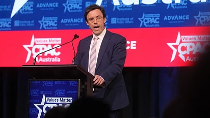 爆炸式增长！41.5万移民涌入澳洲，专家警告：房市压力空前！