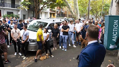 爆炸式增长！41.5万移民涌入澳洲，专家警告：房市压力空前！