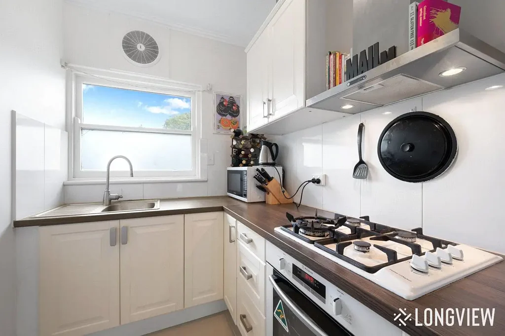 Perfectly Positioned Well Maintained Unit!