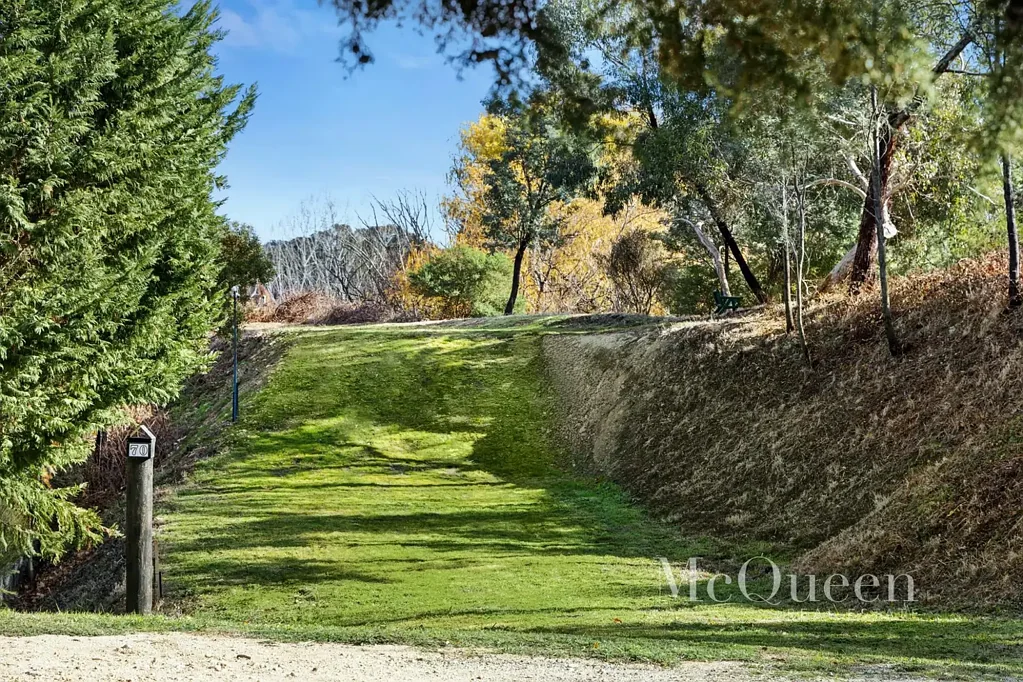 Daylesford Elevate Your Vision on 825sqm (approx.) (STCA)