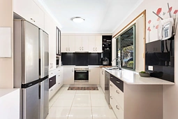 4 Howea Close, Currimundi