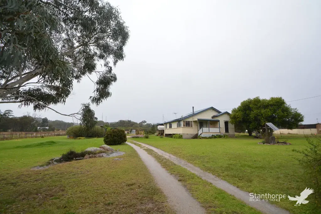 Severnlea 3침실 SEVERNLEA VIA STANTHORPE - 3 BED COTTAGE WITH HUGE DECK ON OVER AN ACRE