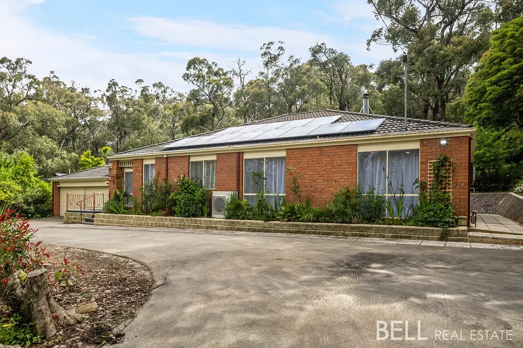 22 Second Avenue, Cockatoo, VIC 3781