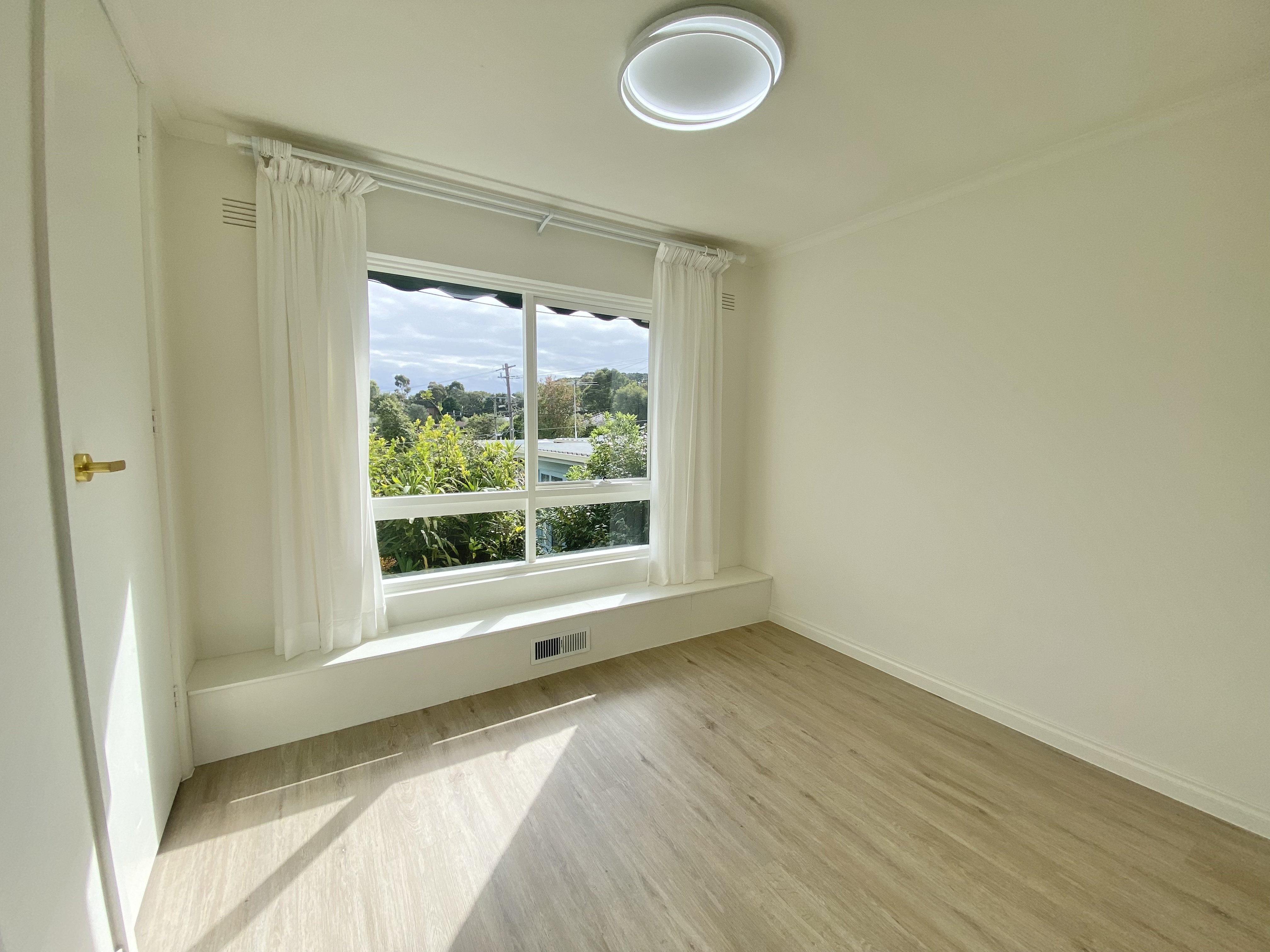 76 RUTHERFORD RD, VIEWBANK VIC 3084, 0 chambres, 0 salles de bain, House