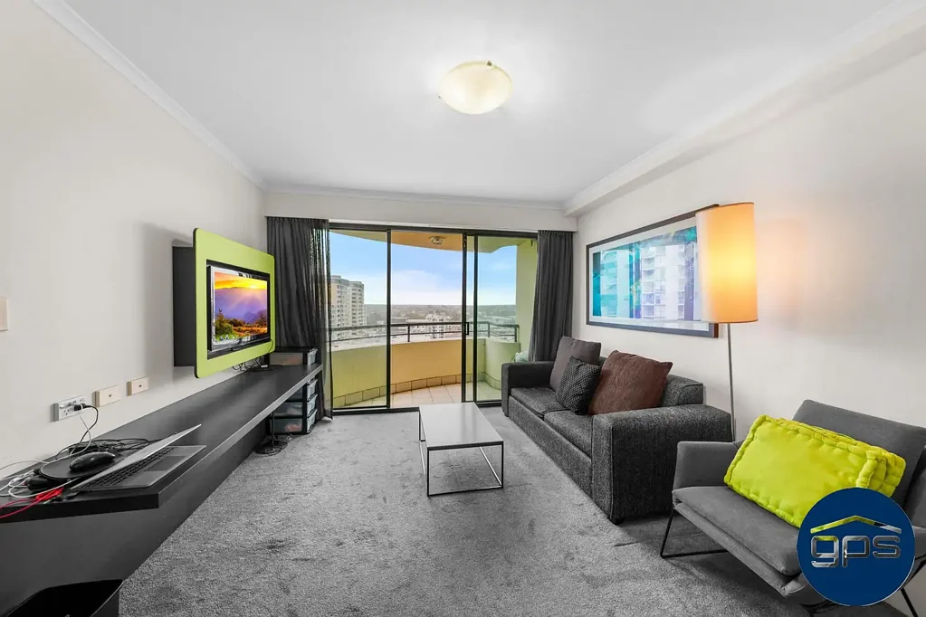 Parramatta 1 Bedroom High Yield Investment with a View!