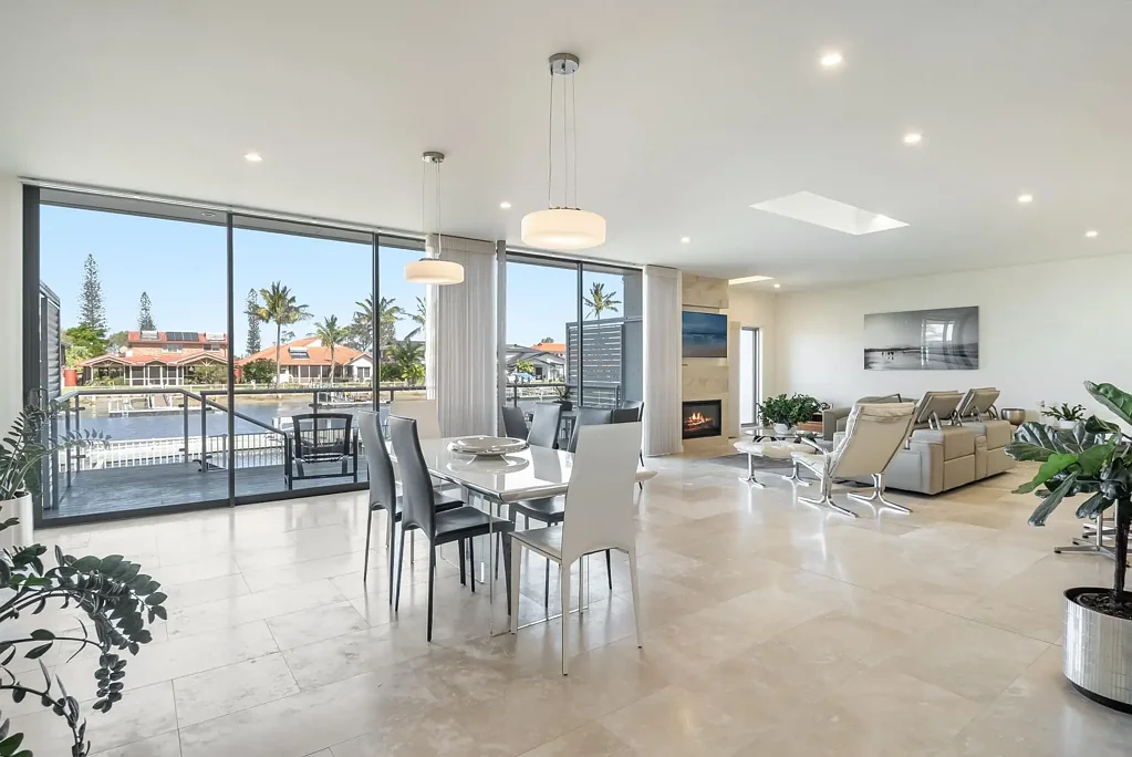 West Ballina 4ห้องนอน Luxury Waterfront Living with Every Dream Feature