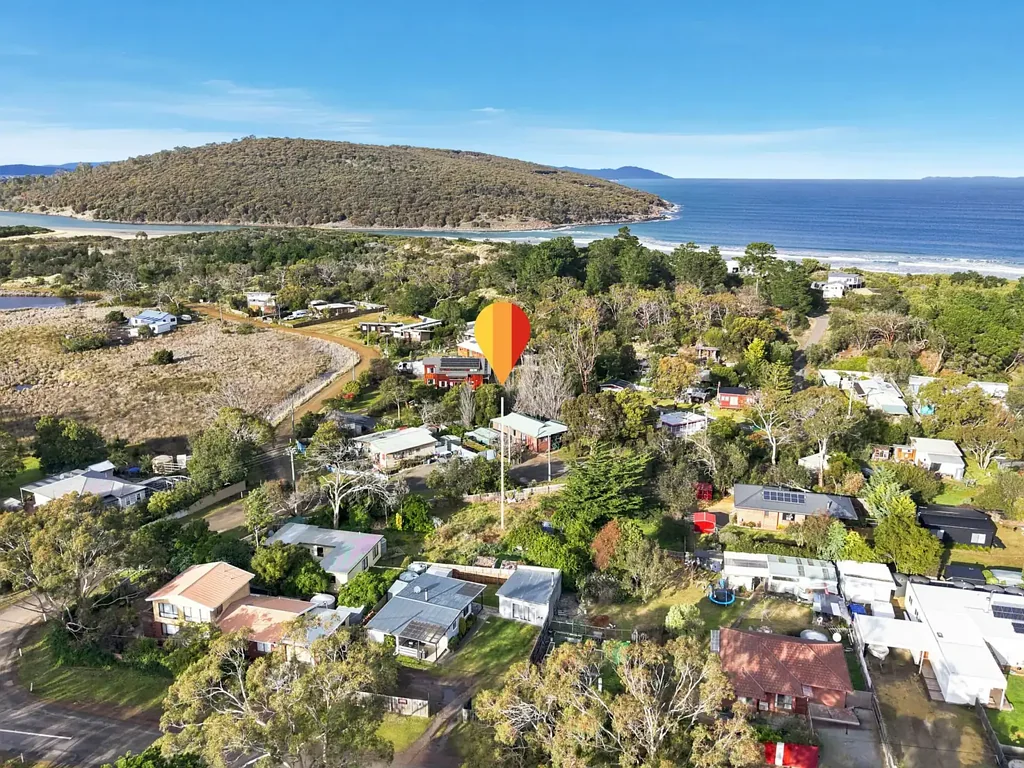 Carlton  Beachside Living Starts Here