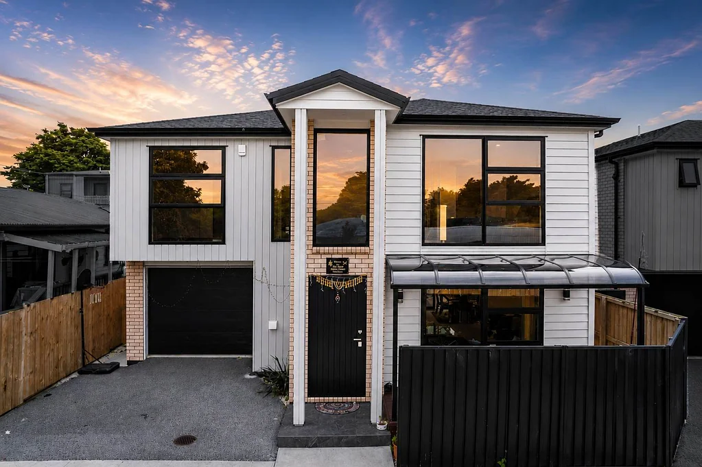 Papatoetoe 5房  Modern Lifestyle & Perfect Location.