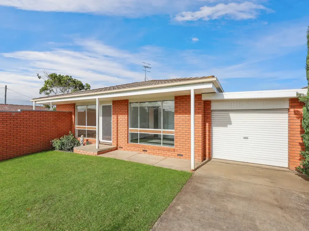 Warrnambool 2कमरा FULLY RENOVATED & READY TO ENJOY