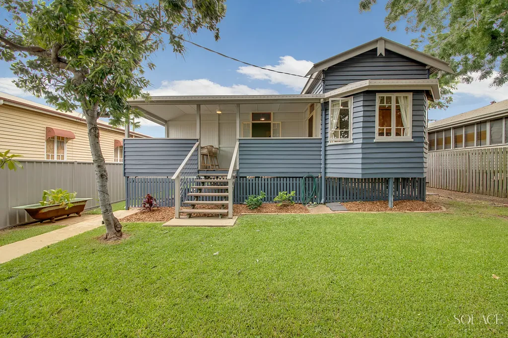 33 Bramston Street, Gladstone Central, QLD 4680