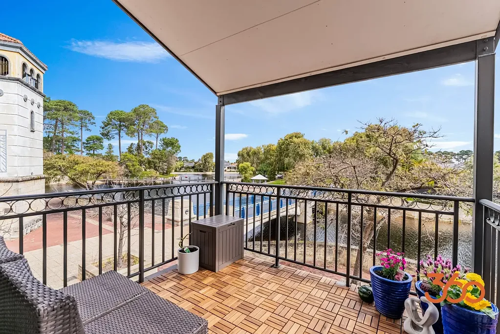 Ellenbrook 2房  Low-Maintenance Lifestyle, Stunning Lake Outlook