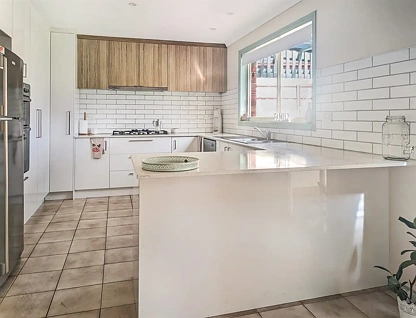 16 Epping Street, Hadfield, VIC 3046, 5房, 3浴, House