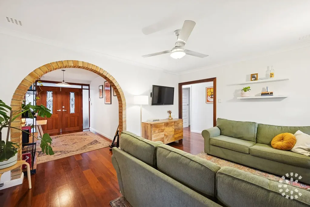 Hamilton Hill 3બેડરૂમ Classic 80's Brick Home and Alfresco Entertainer with Big Backyard