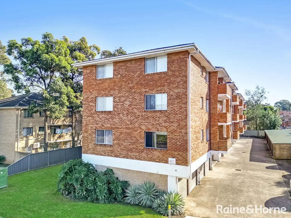 Mount Druitt 2 Bedroom Convenience at Your Doorstep!