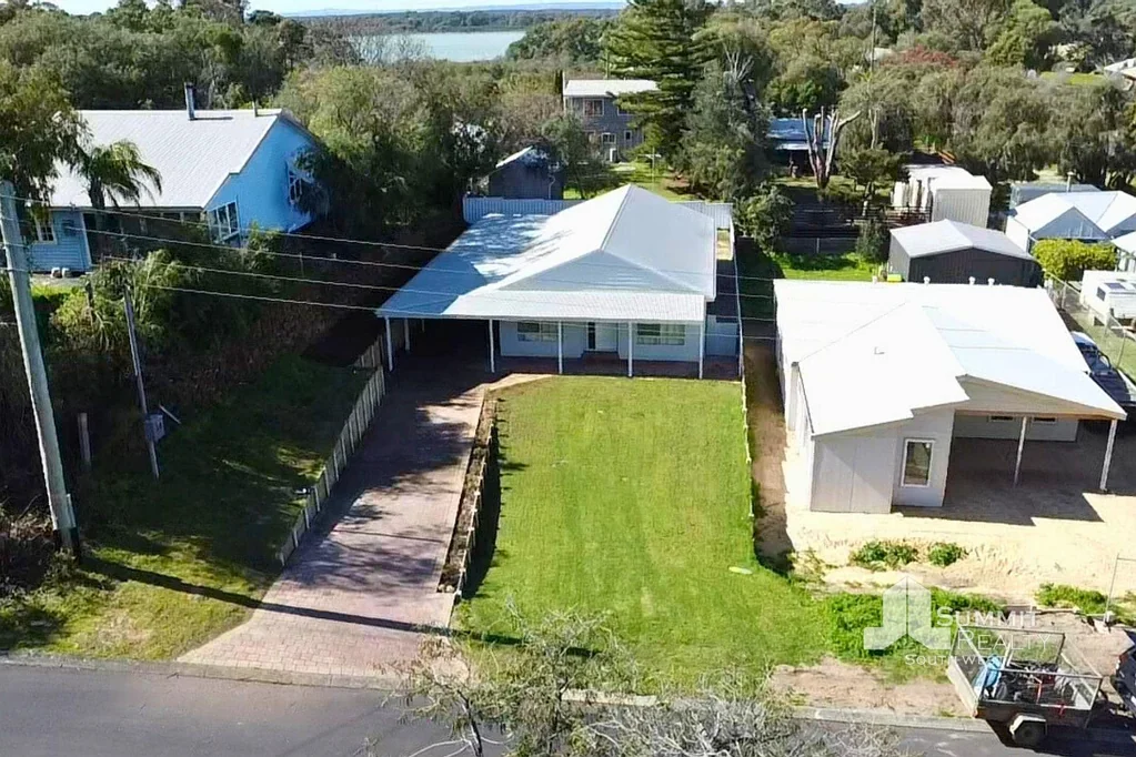 14 Smith Crescent, Myalup, WA 6220