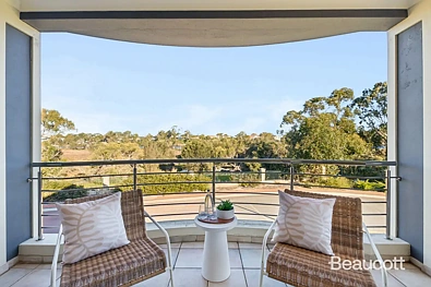 Bayswater 4 Slaapkamer Embrace the Serenity on Morey Crescent